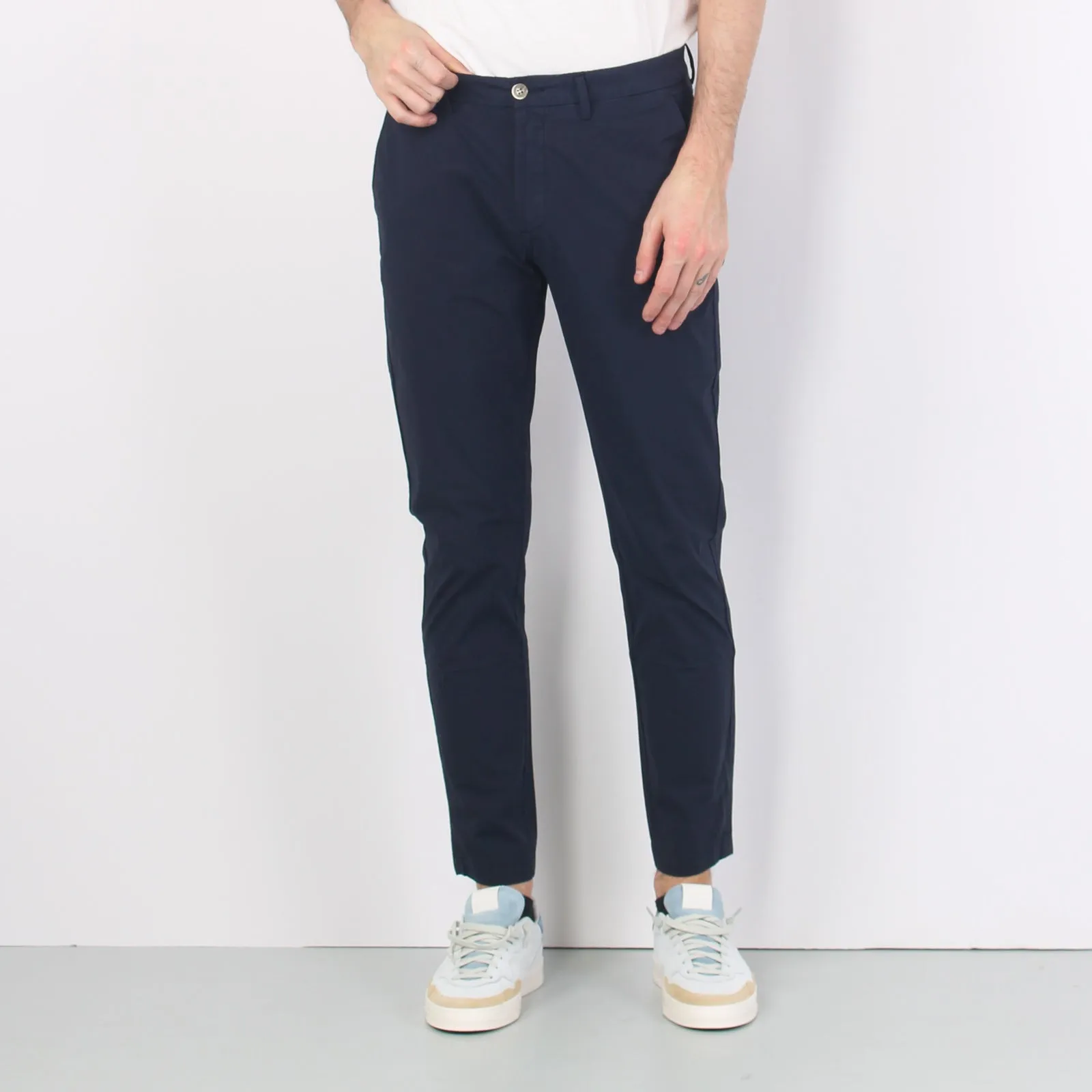 Chino Leggero Navy