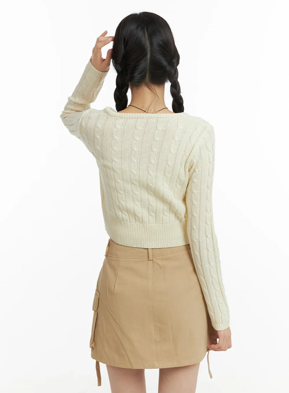 Round Neck Crop Cable Sweater OF408