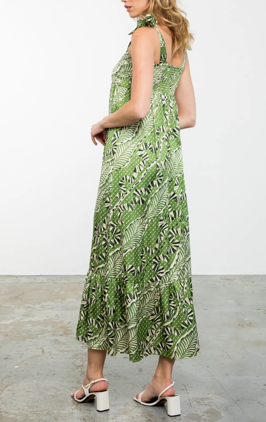 THML TIERED TIE STRAP MAXI DRESS