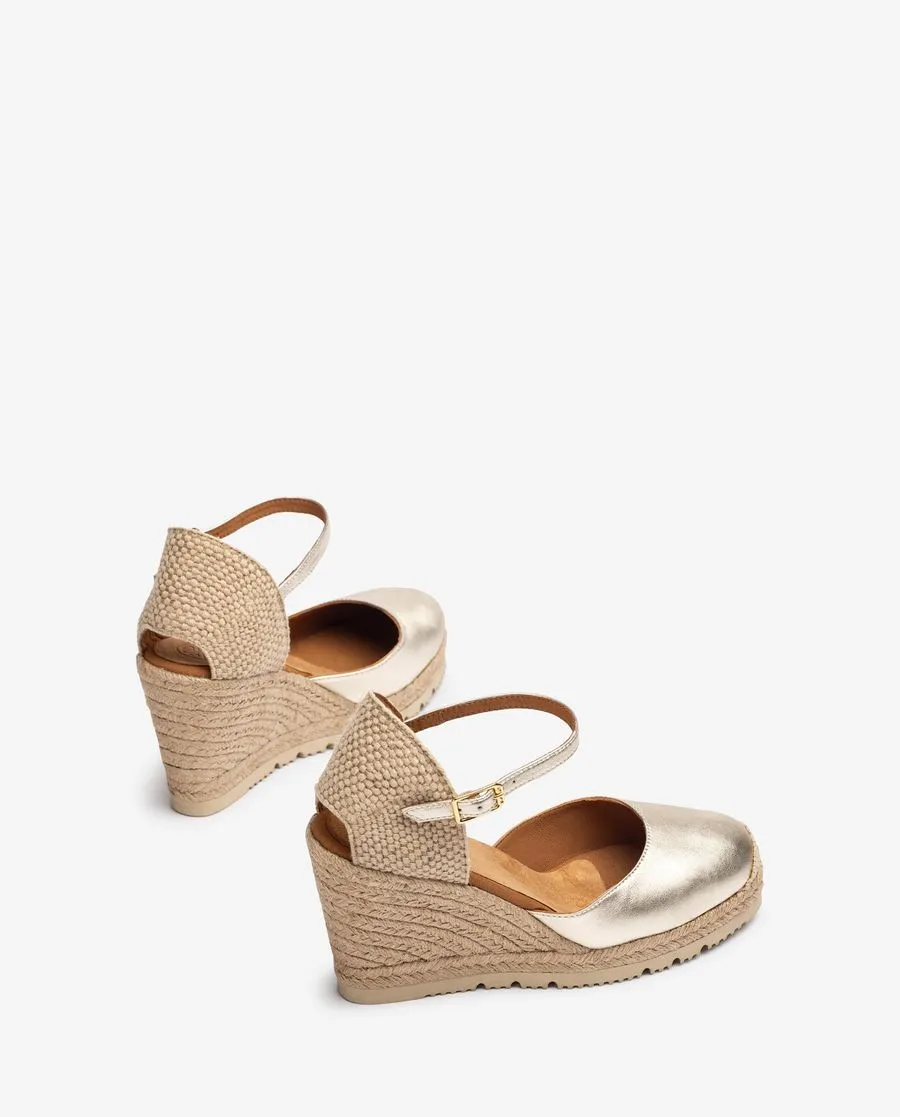 UNISA CASTILLA 24 ESPADRILLE GOLD WEDGE