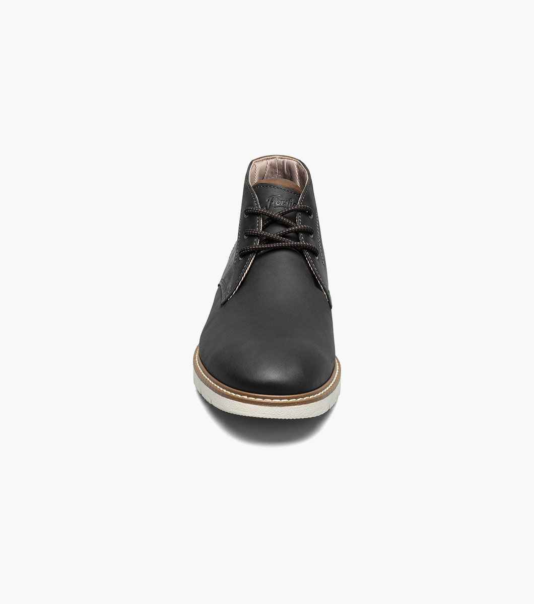 Vibe Plain Toe Chukka Boot